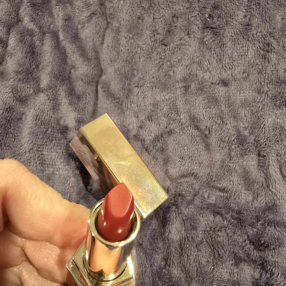 Fenty Icon The Case Semi-Matte Refillable Lipstick Red